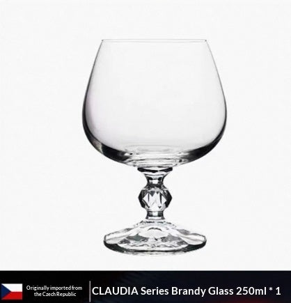 Elegant Crystal Glassware Set For Stylish Beverage Serving